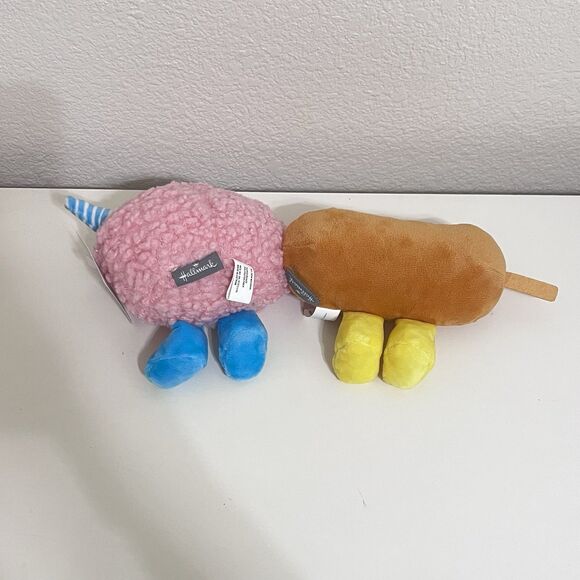 Hallmark Better Together Corn Dog and Cotton Candy Magnetic Plush Pair Set w/TAG - Picture 6 of 11